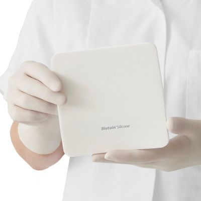 DRESSING, BIATAIN SIL NON-BORDER 4"X4" (10/BX)